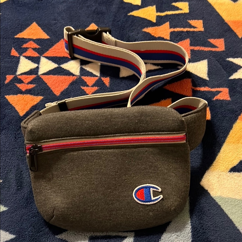 Champion fanny pack NWOT